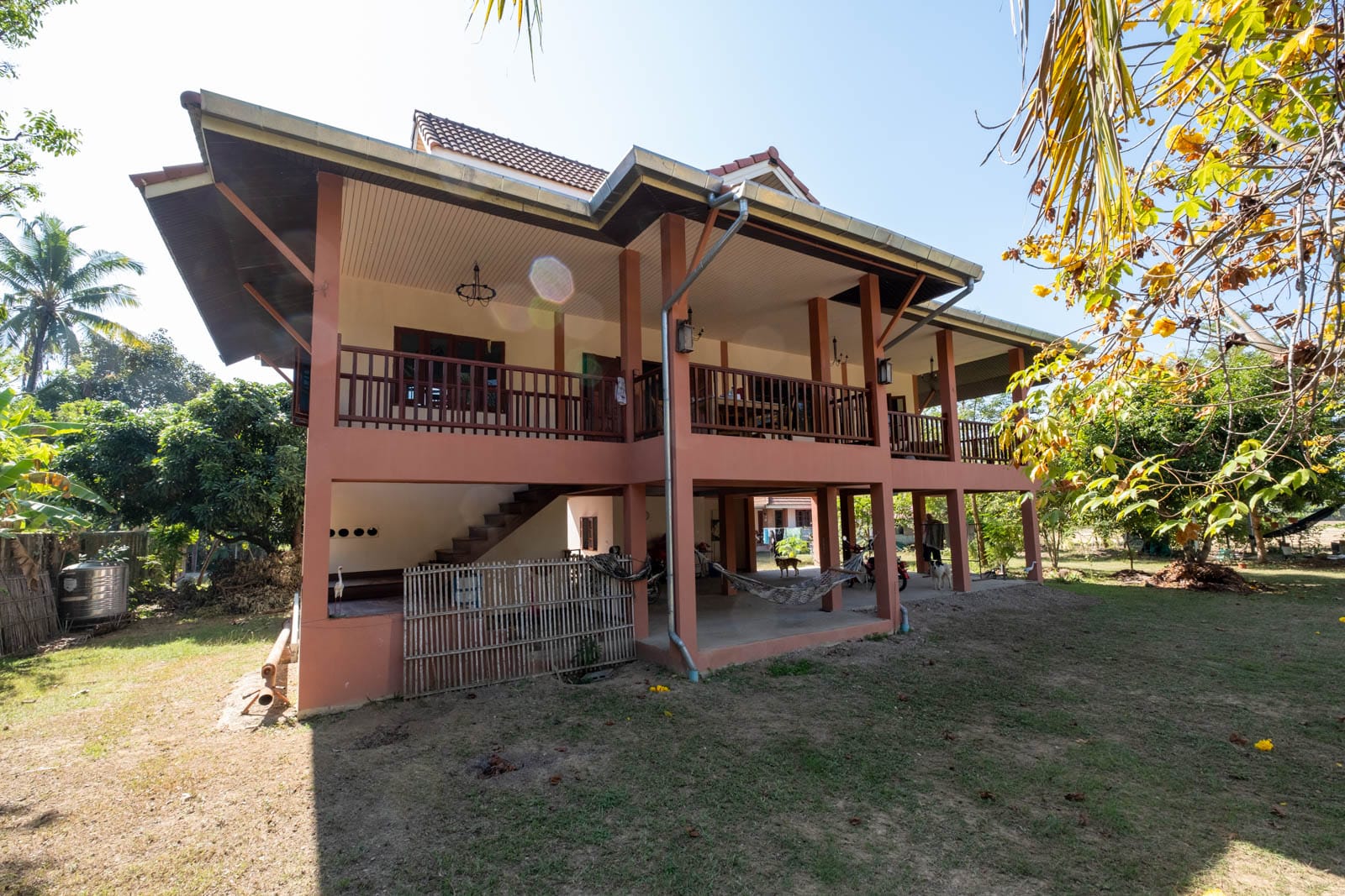 ขายบ้านเชียงใหม่ : 2 Bedroom Thai Style with Guesthouse on 3 Rai in Saraphi