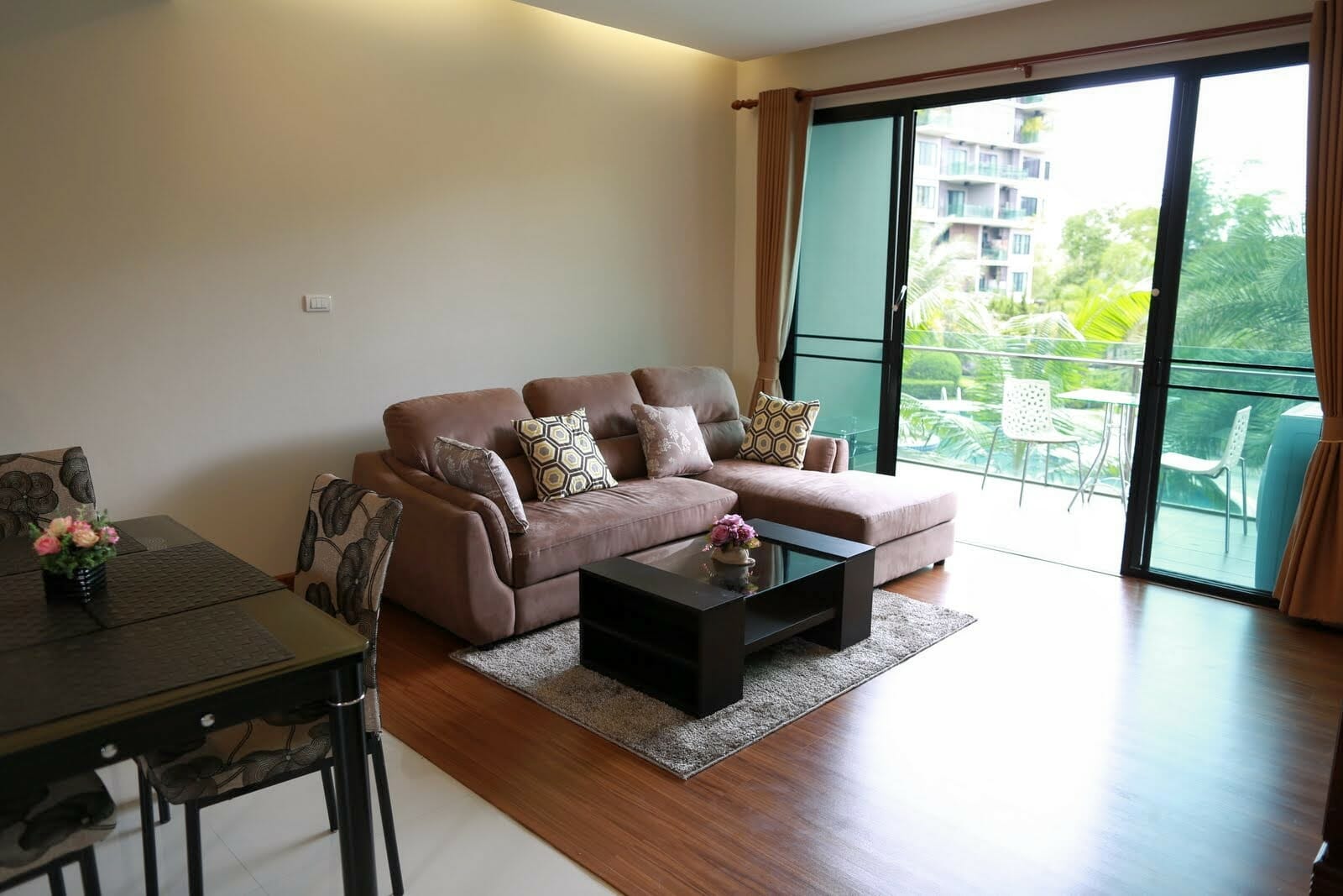 ขายคอนโดเชียงใหม่ : Second Floor Condo at the Resort Condominium