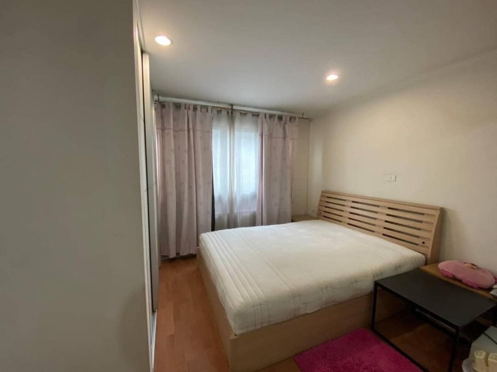 For SaleCondoRatchadapisek, Huaikwang, Suttisan : **Lumpini Ville Cultural Center: Condominium in the heart of the city** 30 sq m., 7th floor