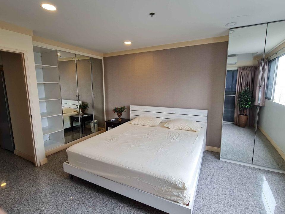 For RentCondoSukhumvit, Asoke, Thonglor : Condo Noble Refine Sukhumvit26, fully furnished, beautiful room, ready to rent