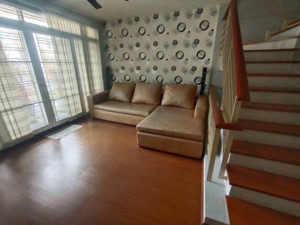 For RentTownhouseOnnut, Udomsuk : P-2633 Urgent for rent! Baan Klang Muang, Srinakarin, beautiful house, good location, convenient transportation