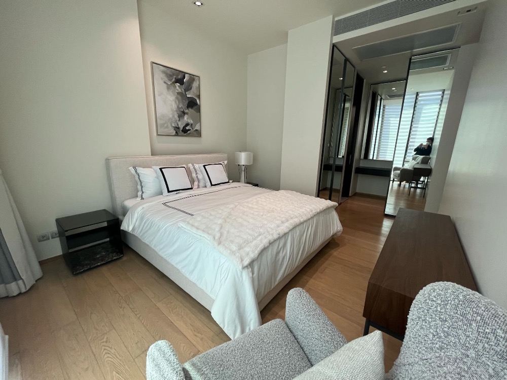 For RentCondoWitthayu, Chidlom, Langsuan, Ploenchit : Condo 28Chidlom 2 bedrooms, spacious room 74 sq m, high ceiling, ready to move in