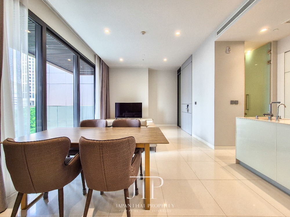 For RentCondoSukhumvit, Asoke, Thonglor : *Vittorio 39*  101sq.m private lift 2bed unit  for rent nearby BTS Phrom Phong staion