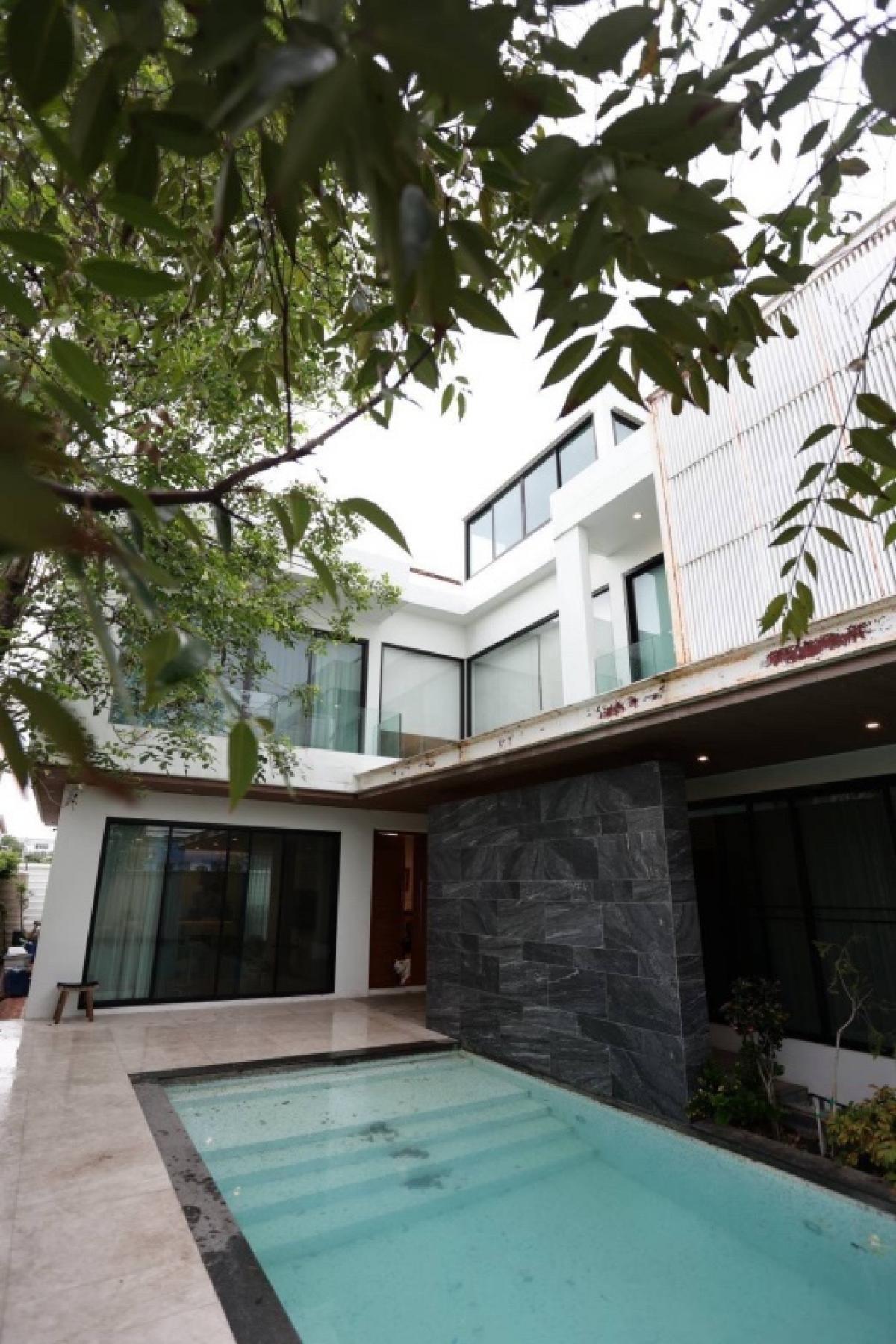 For SaleHouseNawamin, Ramindra : ▲ Selling at a loss ▲ 3-storey detached house | Soi Nawamin 47 | 4 bedrooms, 5 bathrooms | 600 sq m.