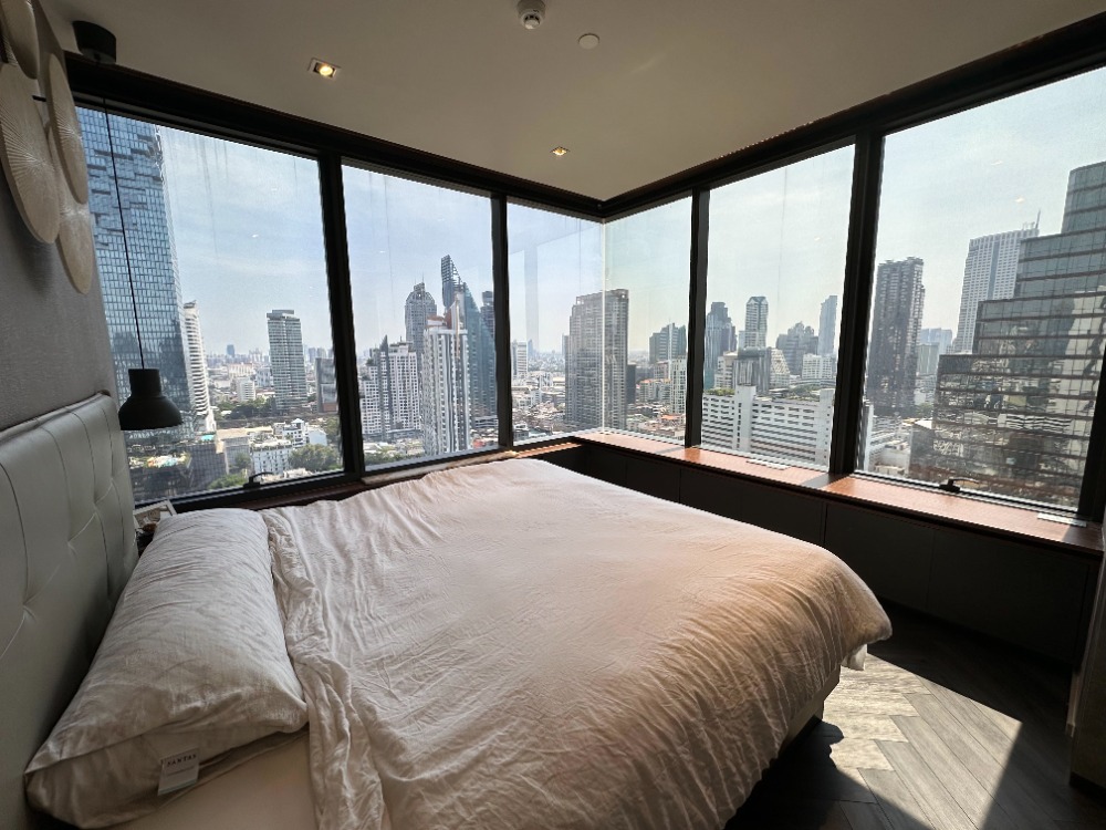 For RentCondoSilom, Saladaeng, Bangrak : Ashton Silom【𝐑𝐄𝐍𝐓】🔥Luxury loft-style condo, stunning city view, spacious area, near the heart of Silom🔥 Contact Line ID: @hacondo