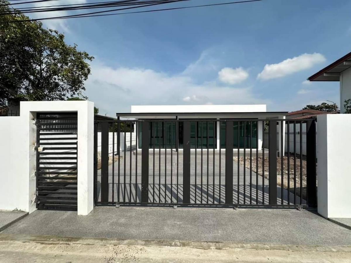 For SaleHouseChokchai 4, Ladprao 71, Ladprao 48, : 🏘️🏘️Selling a single-storey house, renovated throughout, size 62 square wah, widest 3 bedrooms, 3 bathrooms, beautifully decorated, ready to move in, Chokchai Si Road 50, Intersection 6-9, good location