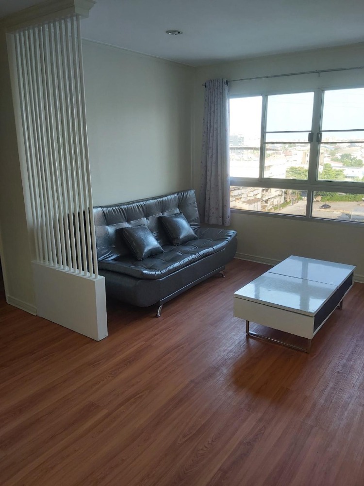 For RentCondoRatchadapisek, Huaikwang, Suttisan : For rent LPN Building D2, 60 sq m., 2 bedrooms, 2 bathrooms, 8th floor (top floor), good wind, no buildings blocking the view, the room has just been completely renovated, ready to move in.