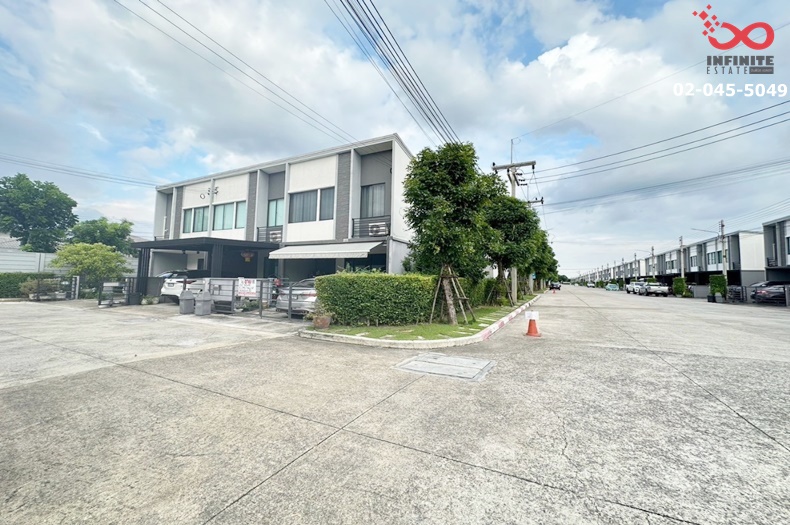 For SaleTownhousePathum Thani,Rangsit, Thammasat : For sale: 2-storey townhouse, Pleno Village, Rangsit, Khlong Si - Ring Road, Rangsit-Nakhon Nayok Road, near Thanyaburi Highway (corner house)