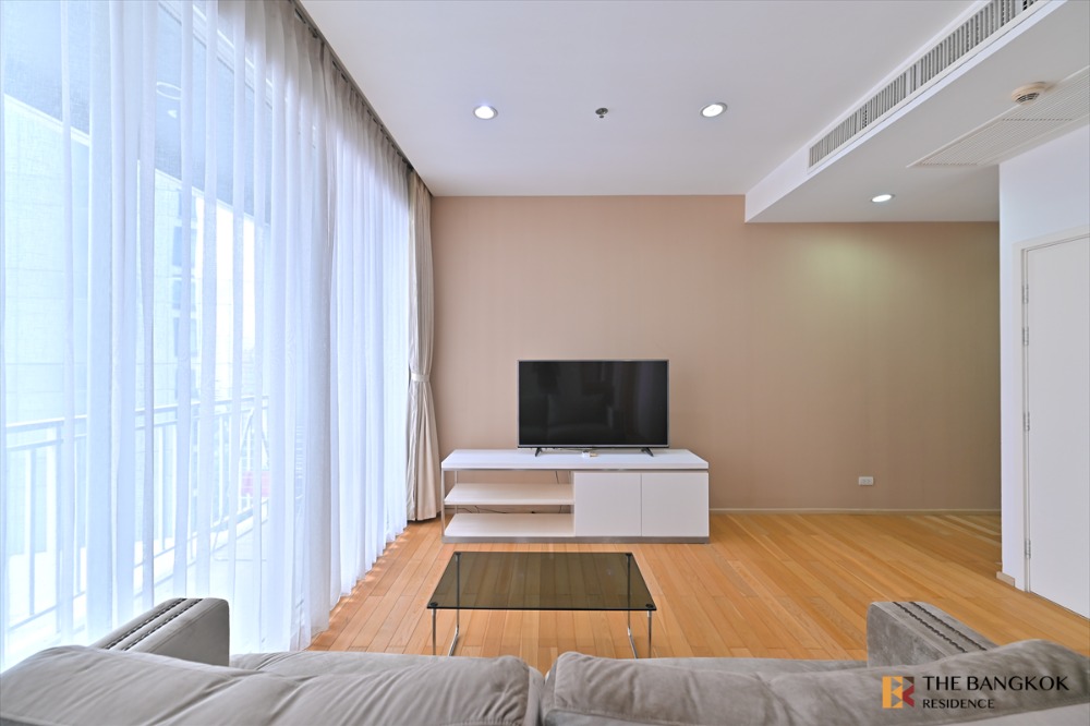 For RentCondoSukhumvit, Asoke, Thonglor : 39 by Samsiri, great location, near the delicious Somtam restaurant.