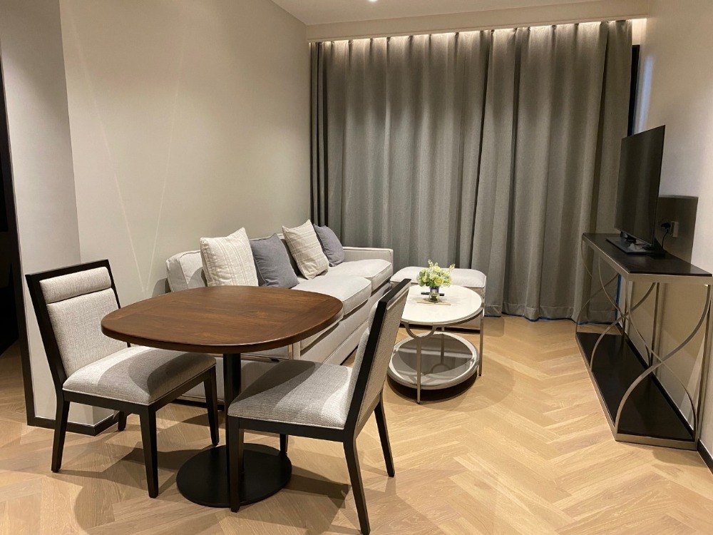 For RentCondoSukhumvit, Asoke, Thonglor : For rent: The Reserve Sukhumvit 61, resort-style condo, near DONKI shopping mall, convenient for traveling on many routes, ready to move in