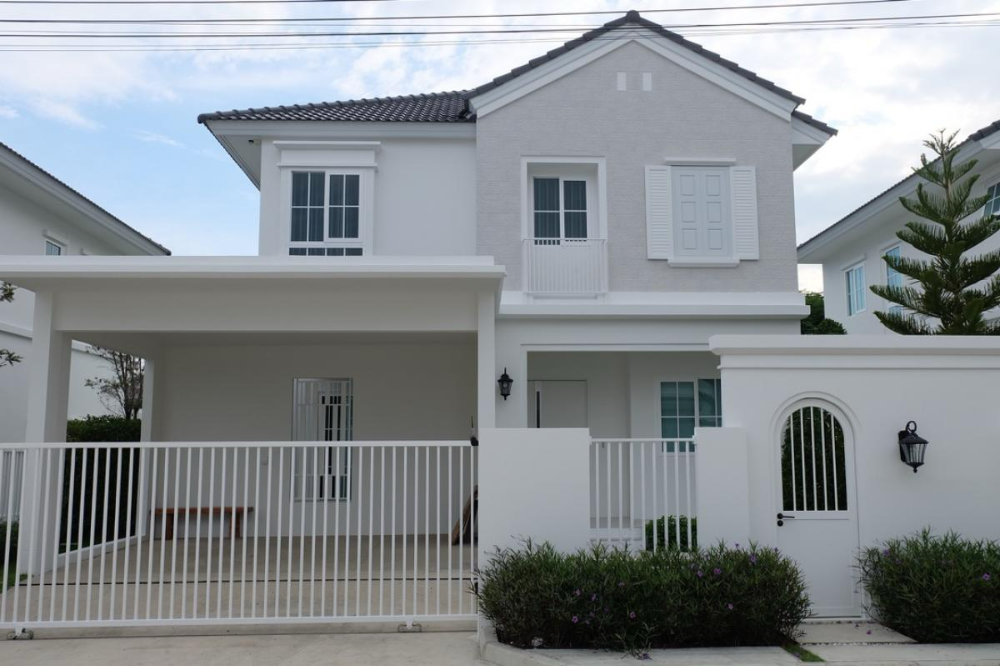 For RentHouseBangna, Bearing, Lasalle : 🔐#PT2411_100🔐🗓️ Available and ready to move in🗓️𝐅𝐨𝐫 𝐑𝐞𝐧𝐭 ( 68.8 sqm. 3 𝐛𝐞𝐝, 3 𝐛𝐚𝐭𝐡 )𝐂𝐡𝐚𝐢𝐲𝐚𝐩𝐡𝐫𝐮𝐞𝐤 𝐁𝐚𝐧𝐠𝐧𝐚 𝐊𝐦.𝟏𝟓