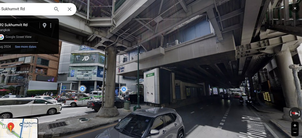 For RentShophouseSukhumvit, Asoke, Thonglor : Commercial building for rent, 2 units, 4 floors, on Sukhumvit Road, next to BTS Asoke, near Terminal 21