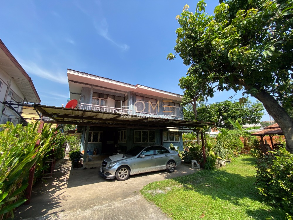 ขายบ้านสะพานควาย จตุจักร : บ้านเดี่ยว ติดตลาดบองมาเช่ / 4 ห้องนอน (ขาย), Detached House next to Bon Marche Market / 4 Bedrooms (SALE) FAH204