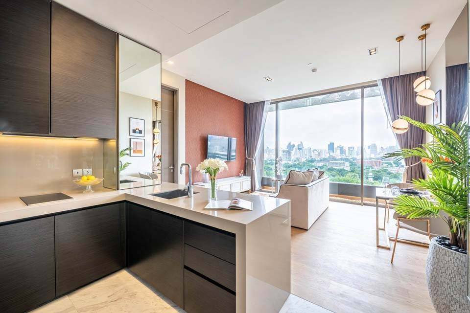 For SaleCondoSilom, Saladaeng, Bangrak : ● Nice Decoration ● 10+ Floor 57.00 sq.m. | 1 Bedroom Fully Furnished | Condo near MRT Lumpini 2 mins, Silom Complex 3 mins, St. Joseph Convent School 4 mins