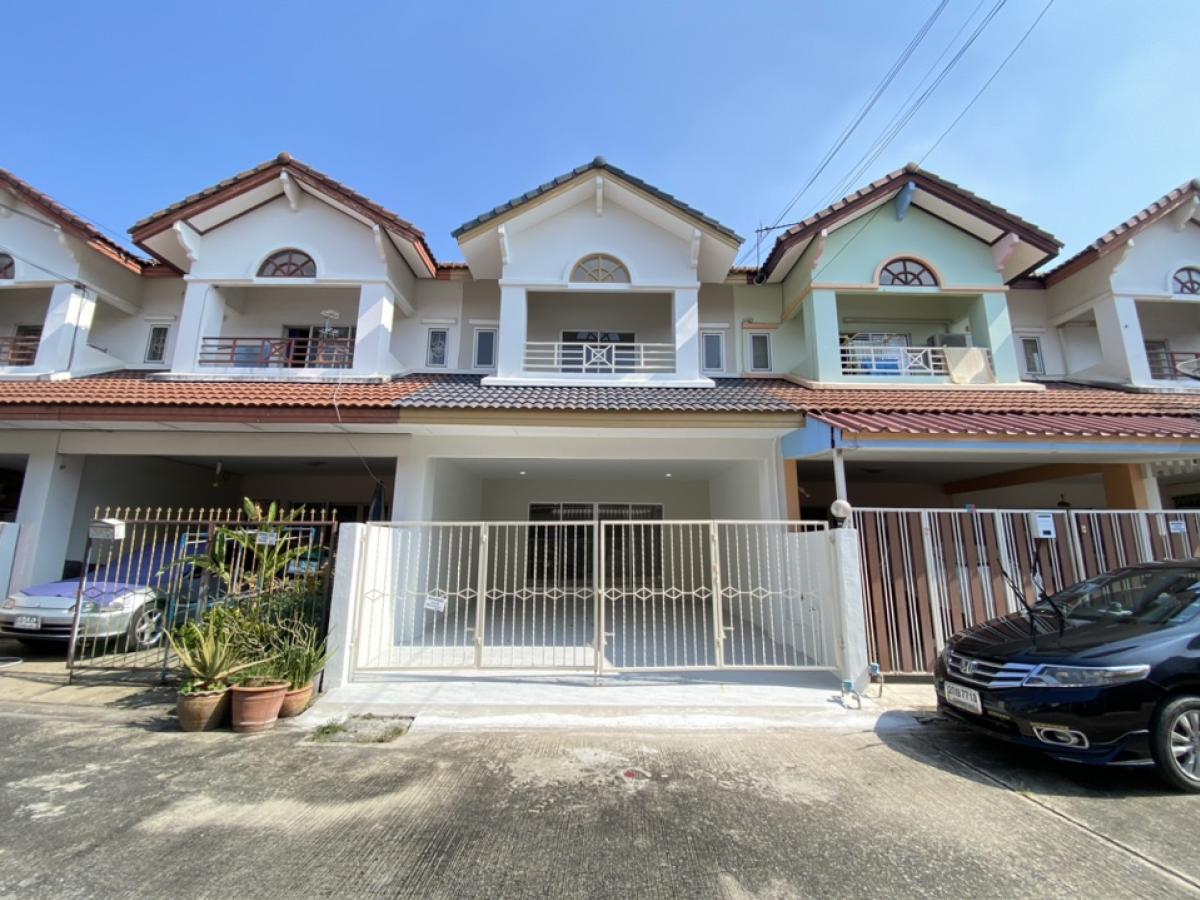 For SaleTownhouseNonthaburi, Bang Yai, Bangbuathong : Urgent sale, 2-storey townhouse, 2 parking spaces, Suetrong Bangyai Village, Phase 2, Bang Bua Thong-Suphan Buri Road, connected to Chaiyaphruek-Ratchaphruek Road