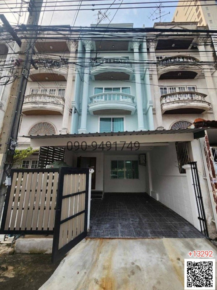 For RentTownhouseBangna, Bearing, Lasalle : Townhouse for rent, 4 floors, Thawanniwet Village 1, near Central Plaza Bangna