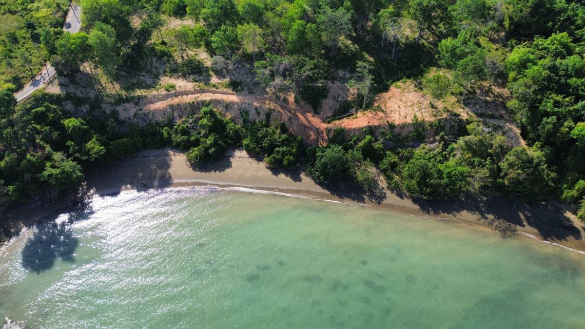 For SaleLandPhuket : Land for sale next to Ao Po Beach, Thalang District, Phuket Province, with title deed, total area 26 rai.