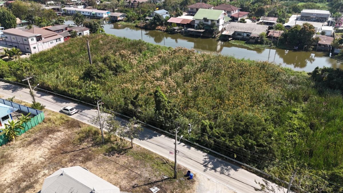 For SaleLandNonthaburi, Bang Yai, Bangbuathong : Land for sale in Bang Yai, 5 rai, near the new motorway, Bang Yai - Kanchanaburi