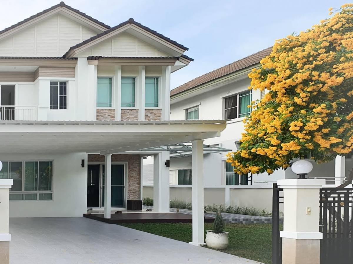 ให้เช่าบ้านสาทร นราธิวาส : 🏚️Recently renovated house, modern 3 bed 3 bath + helper's area near Sathorn.🏚️