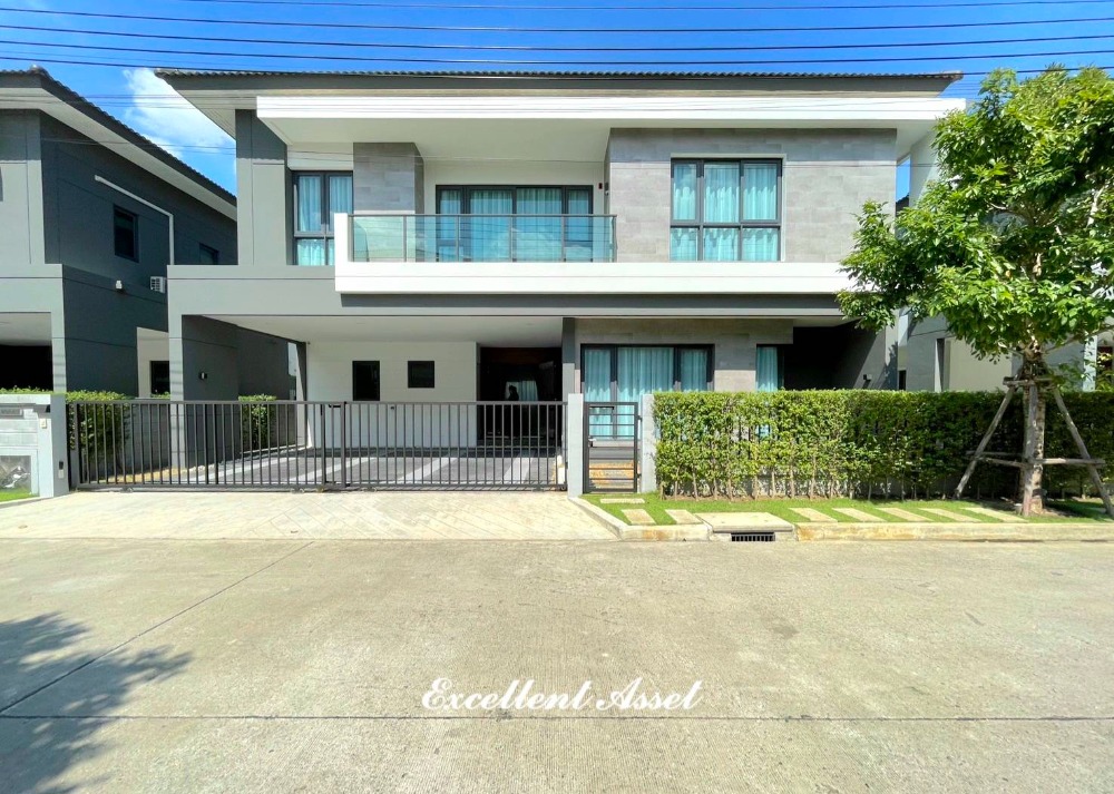 For SaleHouseBangna, Bearing, Lasalle : 💥𝐅𝐎𝐑 𝐒𝐀𝐋𝐄 💥 𝐓𝐡𝐞 𝐂𝐢𝐭𝐲 𝐁𝐚𝐧𝐠𝐧𝐚 🚩New house, never occupied, hot location zone, near 𝐌𝐞𝐠𝐚 𝐁𝐚𝐧𝐠𝐧𝐚, only 1 km. Near 𝐂𝐨𝐧𝐜𝐨𝐫𝐝𝐢𝐚𝐧 𝐈𝐧𝐭𝐞𝐫𝐧𝐚𝐭𝐢𝐨𝐧𝐚𝐥 𝐒𝐜𝐡𝐨𝐨𝐥