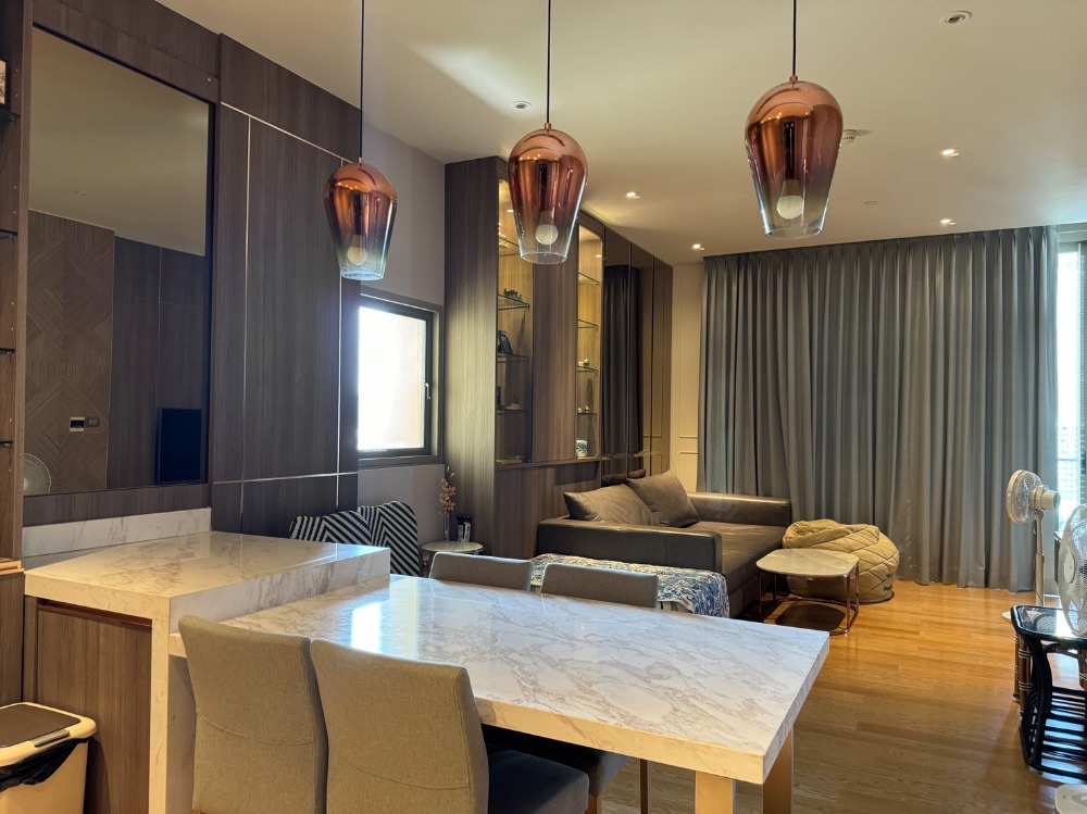 ขายคอนโดวงเวียนใหญ่ เจริญนคร : Magnolias Waterfront Residences - Exclusive 1 Bed Condo for Sale!