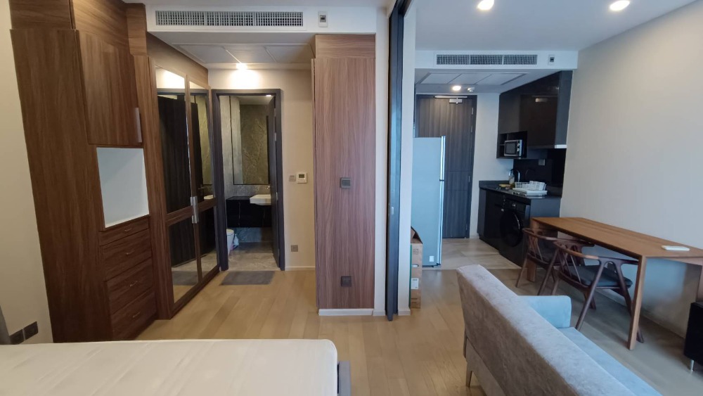 For RentCondoSukhumvit, Asoke, Thonglor : Ashton Asoke 1B1B 34 Sq.m. Modern Room Rent 35K