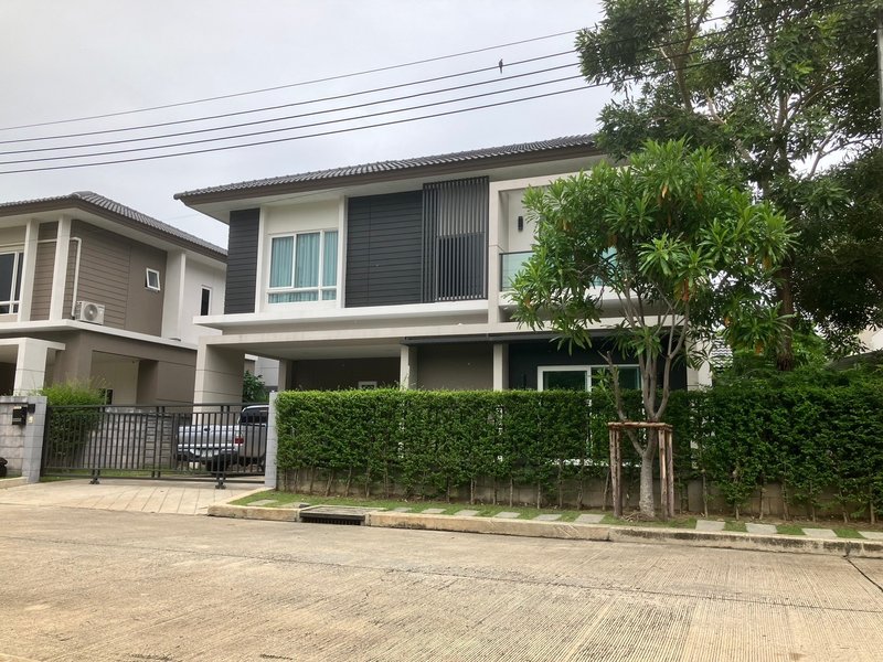 For RentHouseChaengwatana, Muangthong : For rent, single house, Centro Sathorn-Kanlapaphruek, near MRT Bang Khae, near The Mall Bang Khae, near Seacon Bang Khae, near Lotus, near Big C