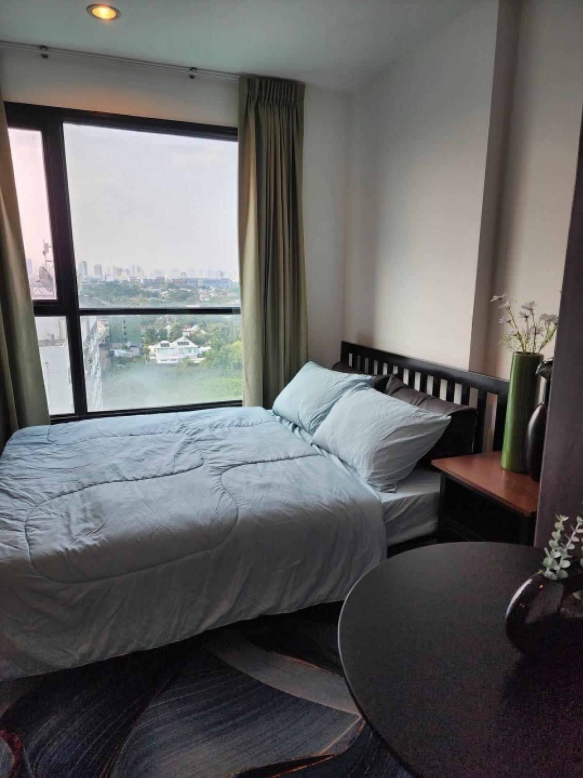 For RentCondoRama9, Petchburi, RCA : 🔥For rent The Base Rama 9 - Ramkhamhaeng, beautiful room, good price, near the BTS, ready to move in immediately! 🏙✨ Hurry up and book before you miss the opportunity!”