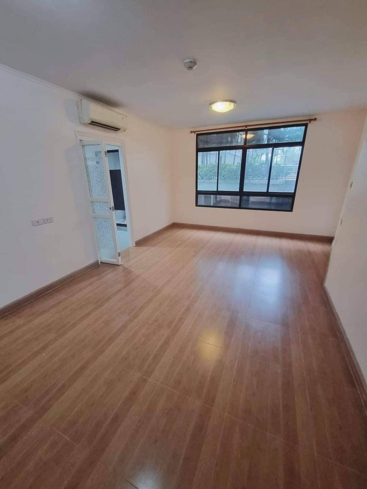 For SaleCondoRama3 (Riverside),Satupadit : [For Sale] Condo Lumpini Place Rama 3-Charoen Krung near BRT Saphan Rama 3 only 200m.