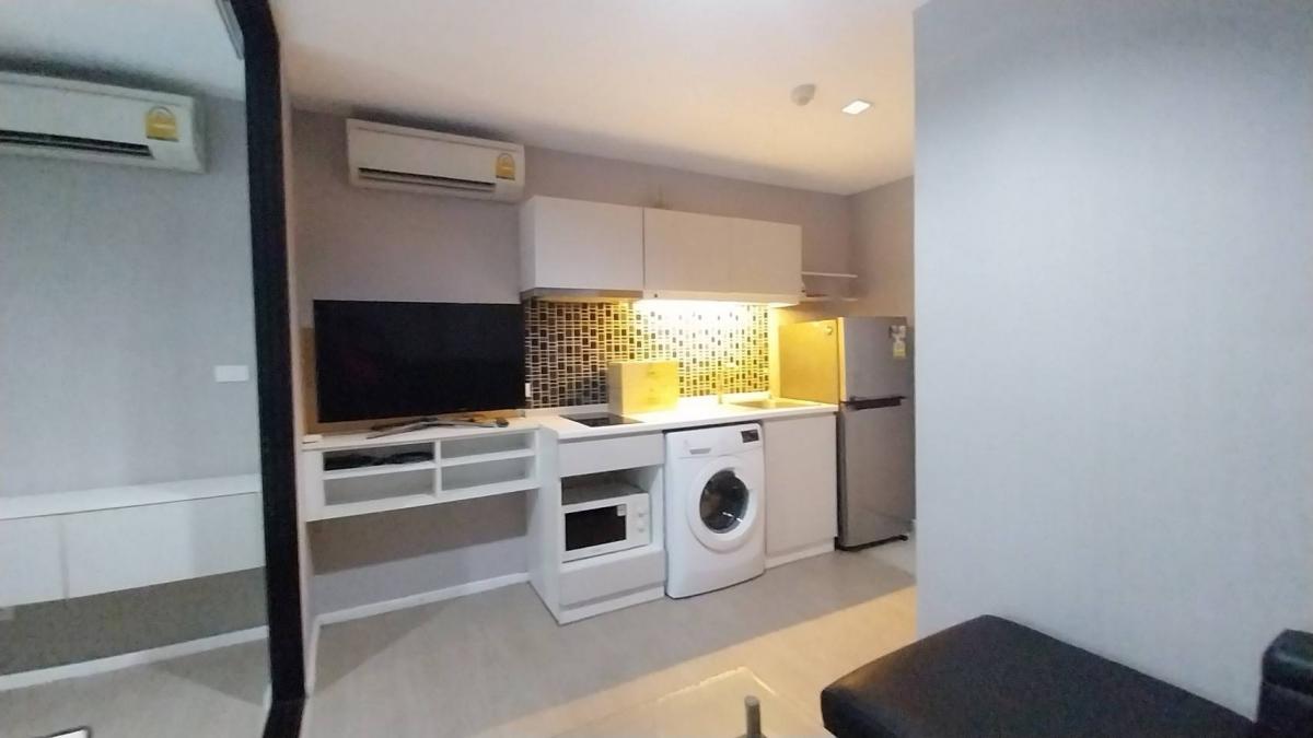 For RentCondoBangna, Bearing, Lasalle : For rent, very cheap, dont delay !!!!!!!!!!!!!! Condo Pause Sukhumvit 107 Bearing Soi 1 Building B, 4th floor, size 30 sq m., price 8,000 per month, reduced from 12,000 baht, complete furniture and electrical appliances, just bring your bags and move in (