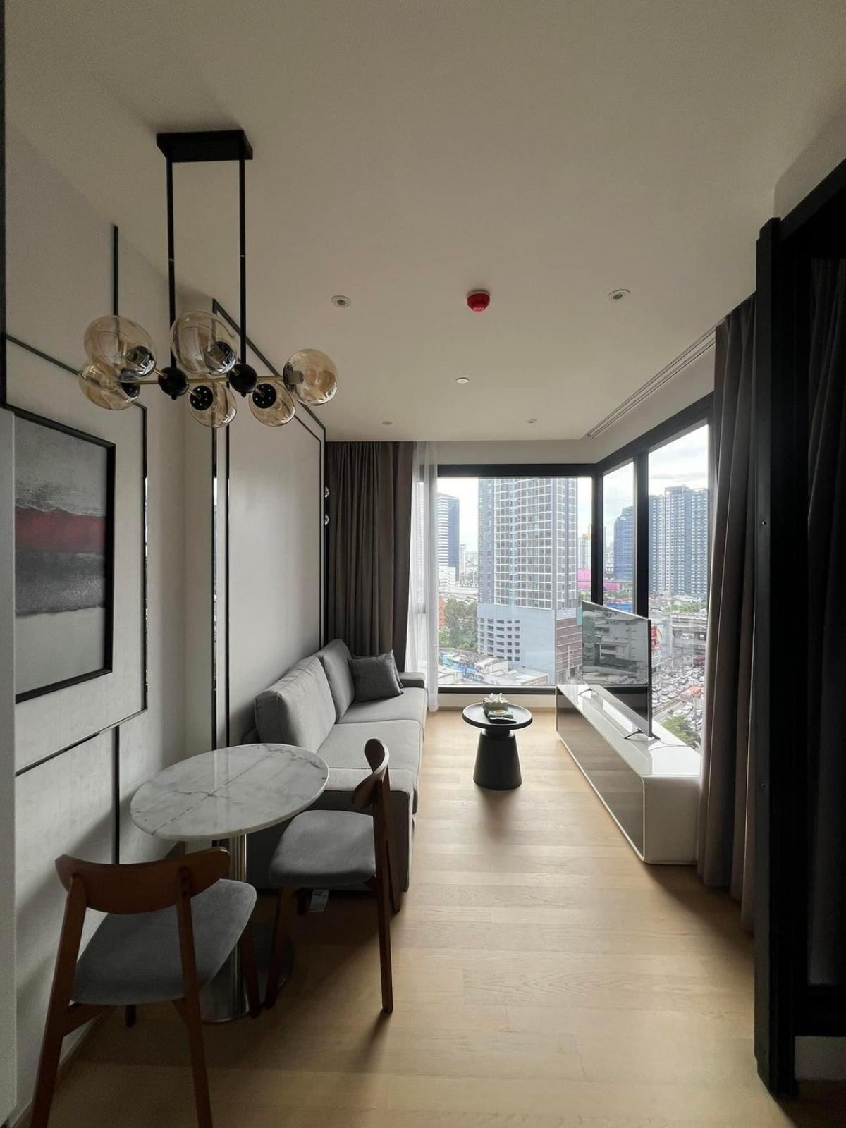 For RentCondoRama9, Petchburi, RCA : Condo for rent: Ashton Asoke Rama 9, 1 bedroom, new room, fully furnished, 15th floor, near MRT Rama 9, rent 33,500 baht/month