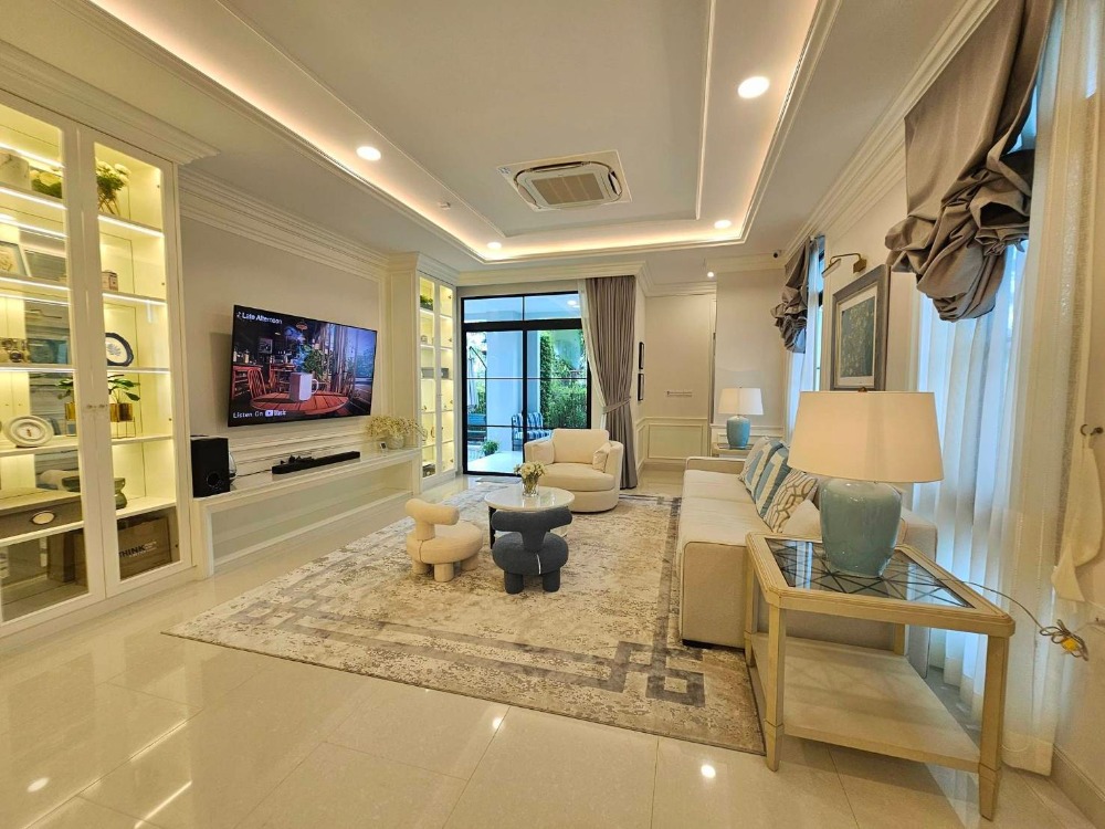 For RentHousePattanakan, Srinakarin : 🏡HOME FOR RENT>> Nantawan Rama9 - Krungthep Kreetha>> 2-storey detached house, 170 sq.w., 5 bedrooms, fully furnished, beautiful surroundings, clean, comfortable, beautiful common area, near many international schools #LV-MO907