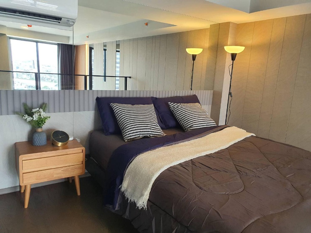 For RentCondoSiam Paragon ,Chulalongkorn,Samyan : Duplex Chula Samyan 🔆For rent 1Bed1Bath (Duplex 35sqm.) at Park Origin Chula Samyan (Park Origin Chula-Samyan), MRT HuaLanPhong 750metres.