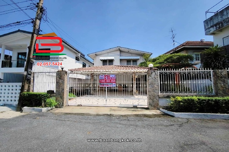 For SaleHouseKasetsart, Ratchayothin : Single house, Yu Yen Village (Soi Ram Intra 34, Intersection 15), area 50 square wah, near Kirapat International School, Ram Intra Road, Chorakhe Bua Subdistrict (Tha Raeng), Bang Kapi District (Bang Khen), Bangkok