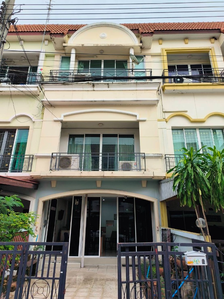 For SaleHome OfficeRama5, Ratchapruek, Bangkruai : For sale: Townhome-home office ready to move in, 3 floors, 24 sq.w., 5.5 meters wide //“Ramanaya Village//“ at the beginning of Soi Wat Hu Chang, Nakhon In Road, near Rama 5 - Kanchanaphisek Intersection, Bang Kruai - Bang Yai, Nonthaburi **** S