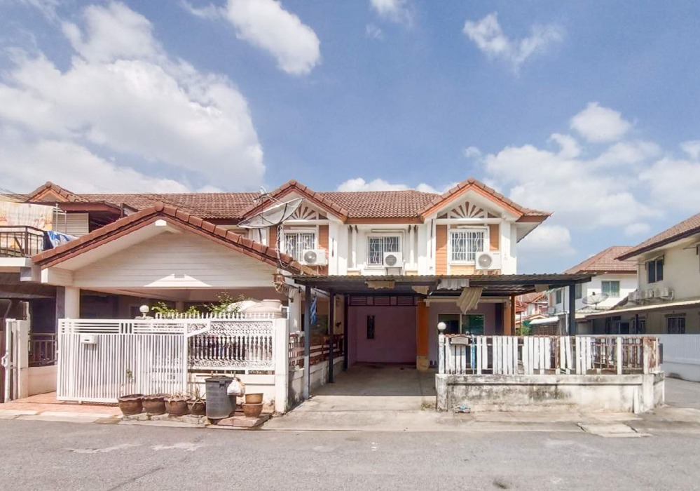 For SaleTownhouseVipawadee, Don Mueang, Lak Si : 🔥 The best value townhome in Don Mueang area 🔥 Pruksa Ville 3, Songprapa Village, Don Mueang, corner house, can park 2 cars in the house, for sale at 2.99 million, good location, can connect to Chaeng Watthana Road, Vibhavadi - Rangsit Road