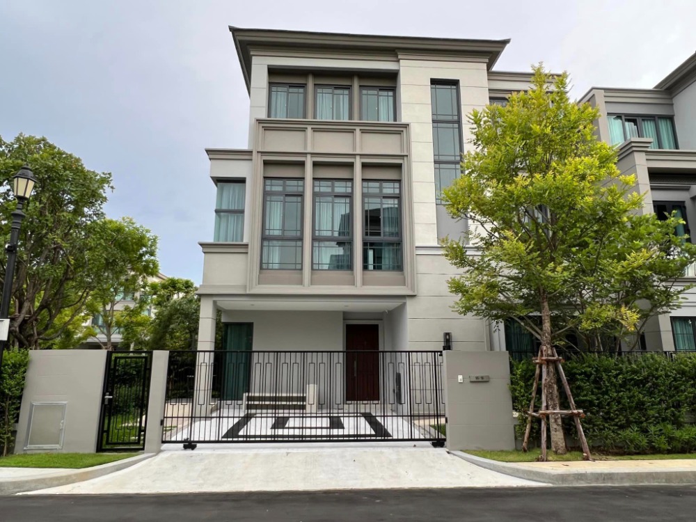 ขายบ้านพัฒนาการ ศรีนครินทร์ : ขายบ้านหรู FOR SALE Luxury Duplex Home at The SONNE Srinakarindra-Bangna 3-storey house-Corner Unit.