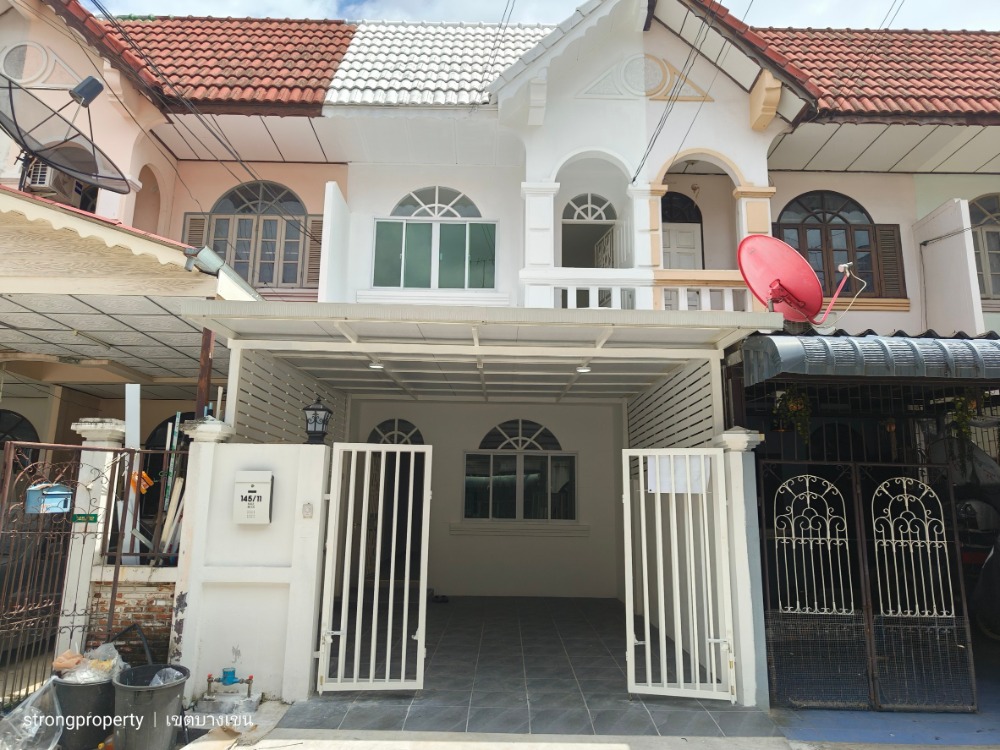 For SaleTownhouseNawamin, Ramindra : Townhouse Ram Intra Khubon 27 near Fashion Island, Sena Villa Village 1-2 Khubon 27, Soi 48