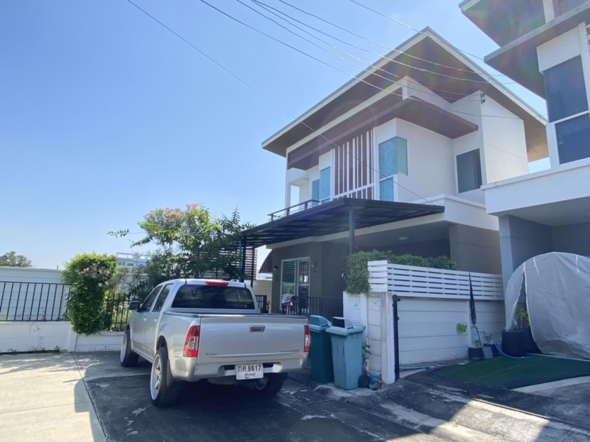 For RentHouseRama5, Ratchapruek, Bangkruai : For rent: 2-storey house, The Richville Ratchaphruek project, corner plot, Om Kret Subdistrict, near Ratchaphruek Road, fully furnished, ready to move in, pets allowed (closed system in an outdoor cage)