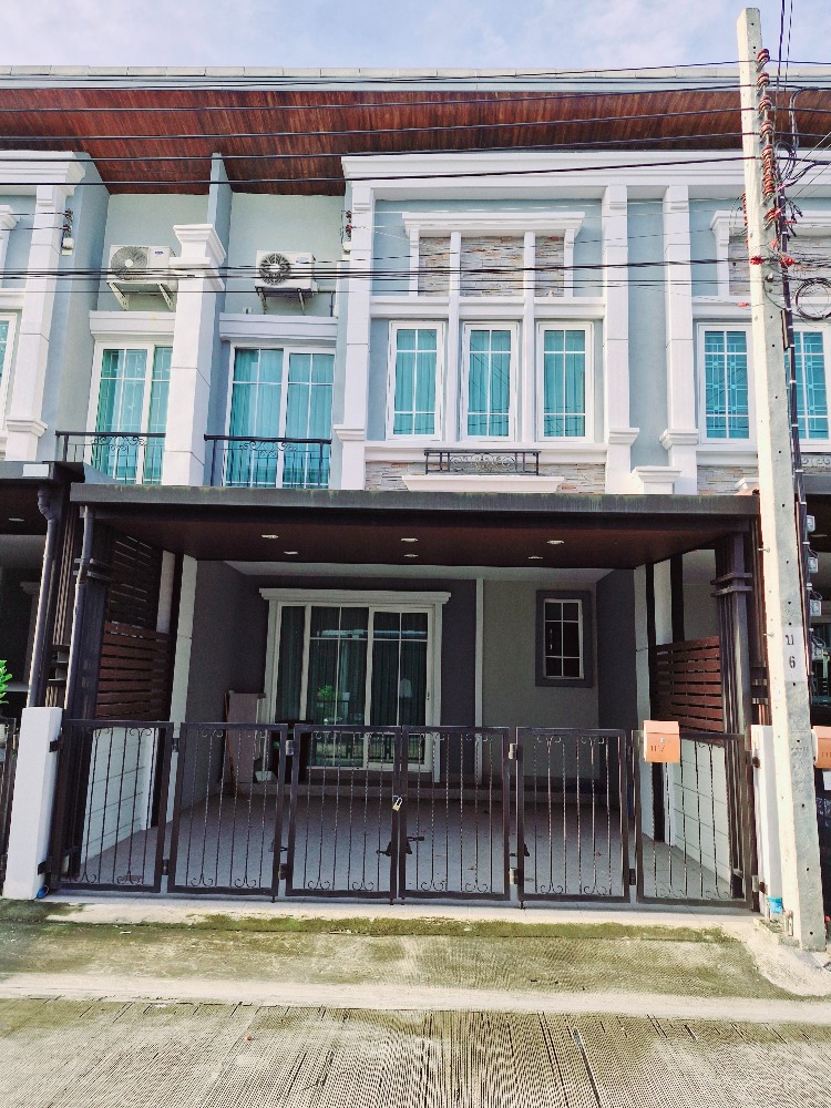 For SaleTownhouseSamut Prakan,Samrong : Golden Town House for Sale, Sukhumvit-Bearing BTS Station