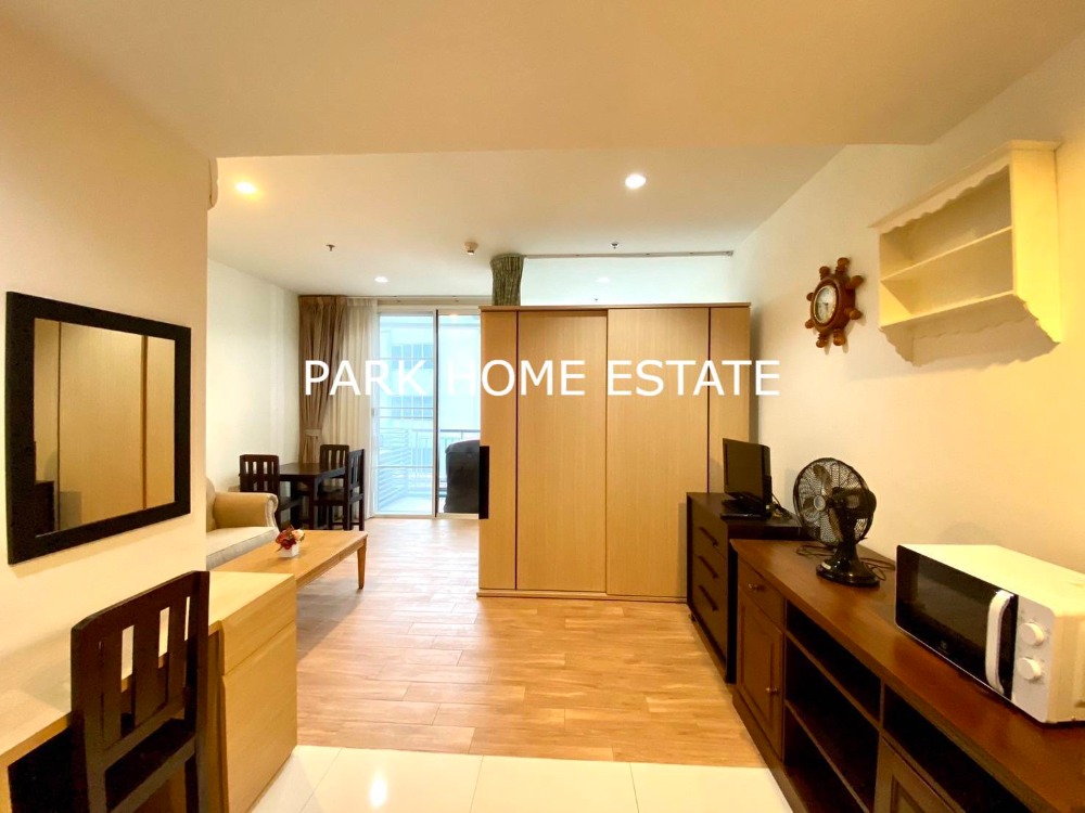 For RentCondoRatchathewi,Phayathai : Villa Ratchatewi is the cheapest in the project, 40 sq m, only 18,000 baht/month. The actual room is beautifully decorated as shown in the picture. ✨ Fully Furnished ✨📞083-601-0968 Line : @pukkhome (with @)