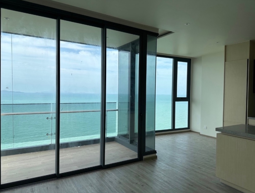 For SaleCondoPattaya, Bangsaen, Chonburi : For sale, Wong Amat Condo, sea view, corner room, panoramic view, beautiful, cheap, with private lift. Interested, add Line @841qqlnr