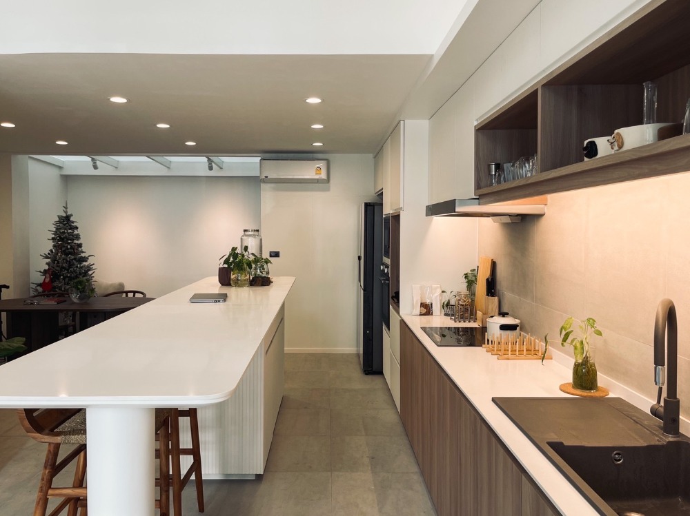 ขายบ้านพัฒนาการ ศรีนครินทร์ : Shizen ทาวน์โฮม 3.5 ชั้น สไตล์ Japanese Modern Loft แต่งแล้วจัดเต็ม