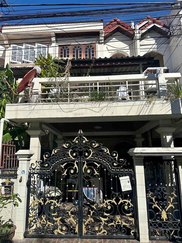 For SaleTownhouseOnnut, Udomsuk : HR1984 3-storey house for sale, Maniya Ville Village, Wachiratham Sathit, Sukhumvit 101/1, near BTS Udomsuk 800 meters.