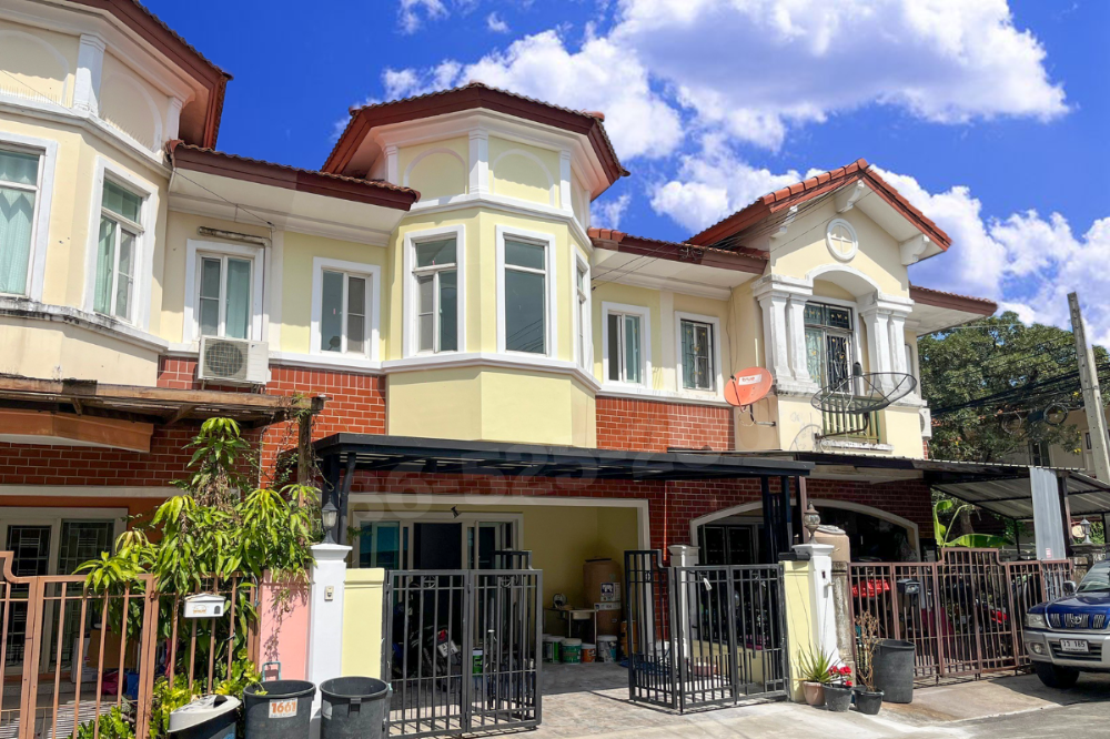 For SaleTownhouseVipawadee, Don Mueang, Lak Si : For sale: 2-storey townhouse, The Connect 3, Vibhavadi Rangsit 41, 3 bedrooms, 2 bathrooms, 2 parking spaces, 21 square wa, near Si Mum Muang Market, near Don Mueang Airport, Red Line train