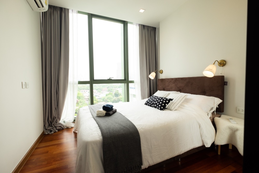 For RentCondoRatchathewi,Phayathai : Wish Signature Midtown Siam 1【𝐑𝐄𝐍𝐓】🔥A very minimalist condo with spacious space and furniture that provides complete convenience 🔥 Contact Line ID: @hacondo