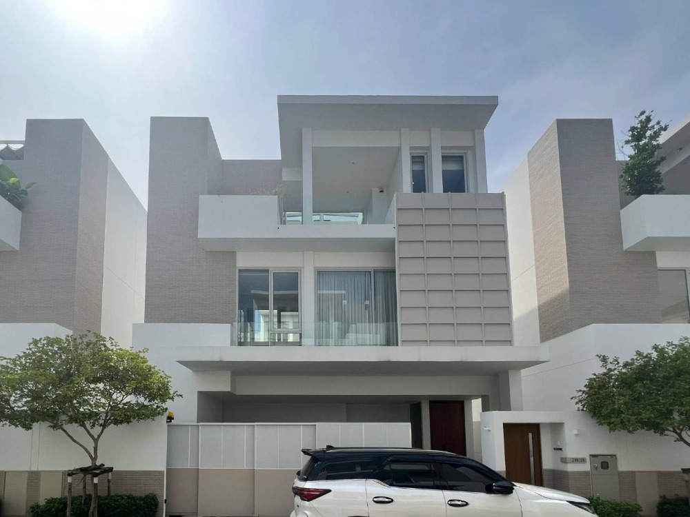 For RentHouseRama9, Petchburi, RCA : Noble Terra Rama 9 for rent