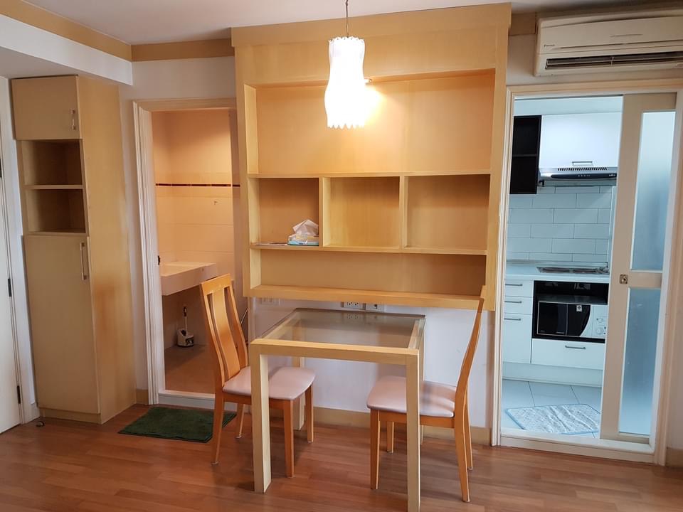 For RentCondoRama3 (Riverside),Satupadit : For rent Lumpini Place Narathiwat-Chao Phraya Rama 3 Chong Nonsi near MRT and BTS, room 40 sq m., Building A, 18th floor, very beautiful view