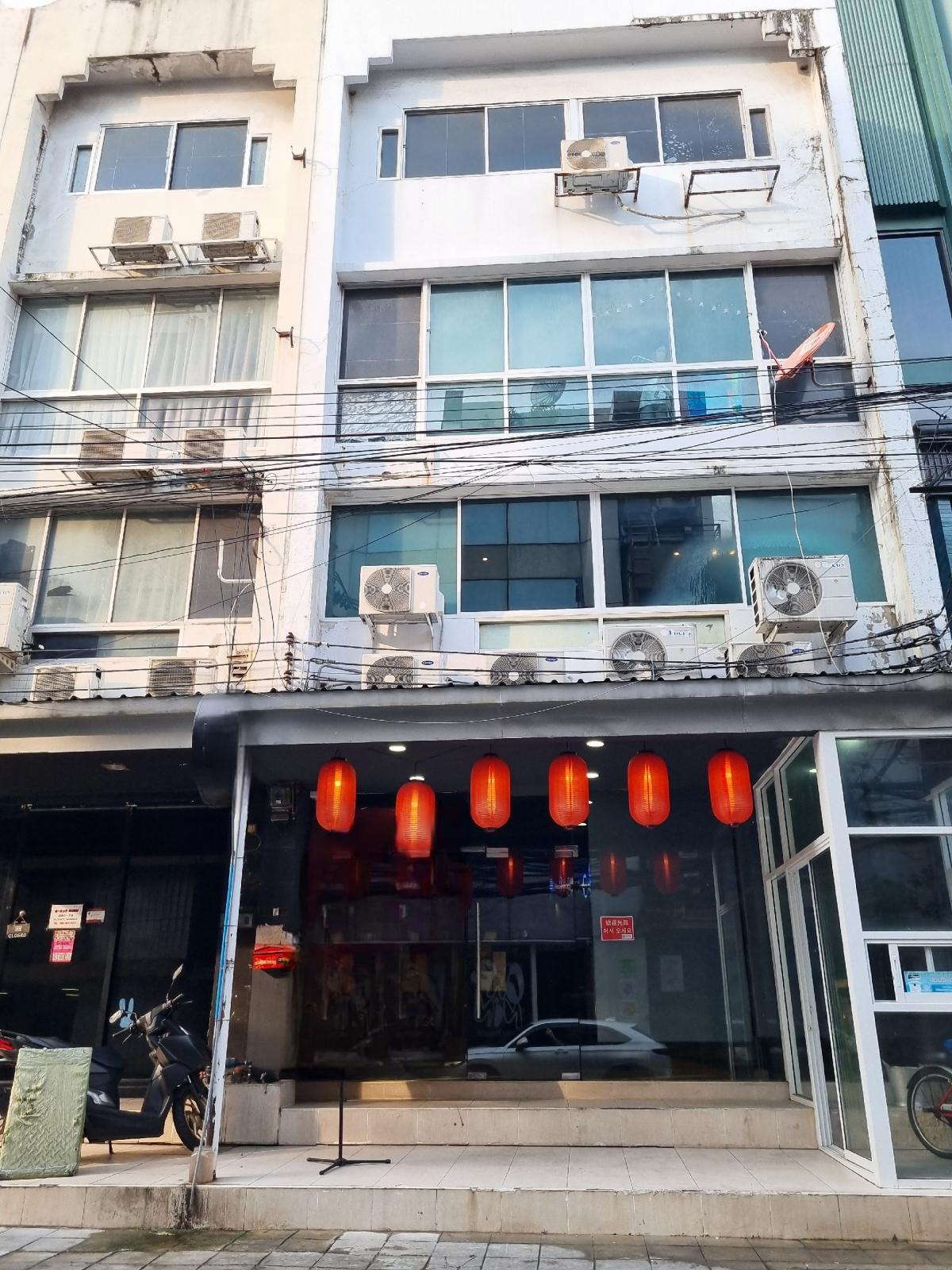 ให้เช่าตึกแถว อาคารพาณิชย์สุขุมวิท อโศก ทองหล่อ : Commercial Building for rent 2Unit, BTS Phromphong