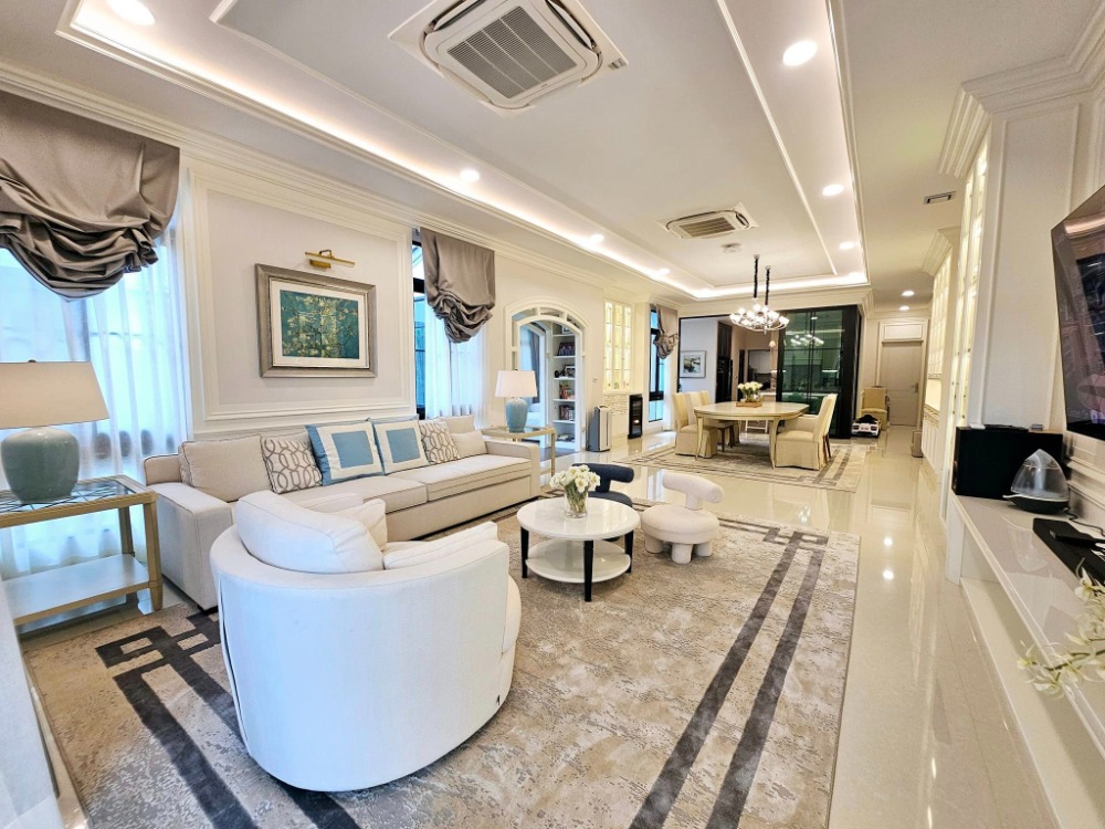 ขายบ้านพัฒนาการ ศรีนครินทร์ : Nantawan Rama 9 Krungthep Kreetha - Fully Furnished Super Luxury Single House, Private Plot